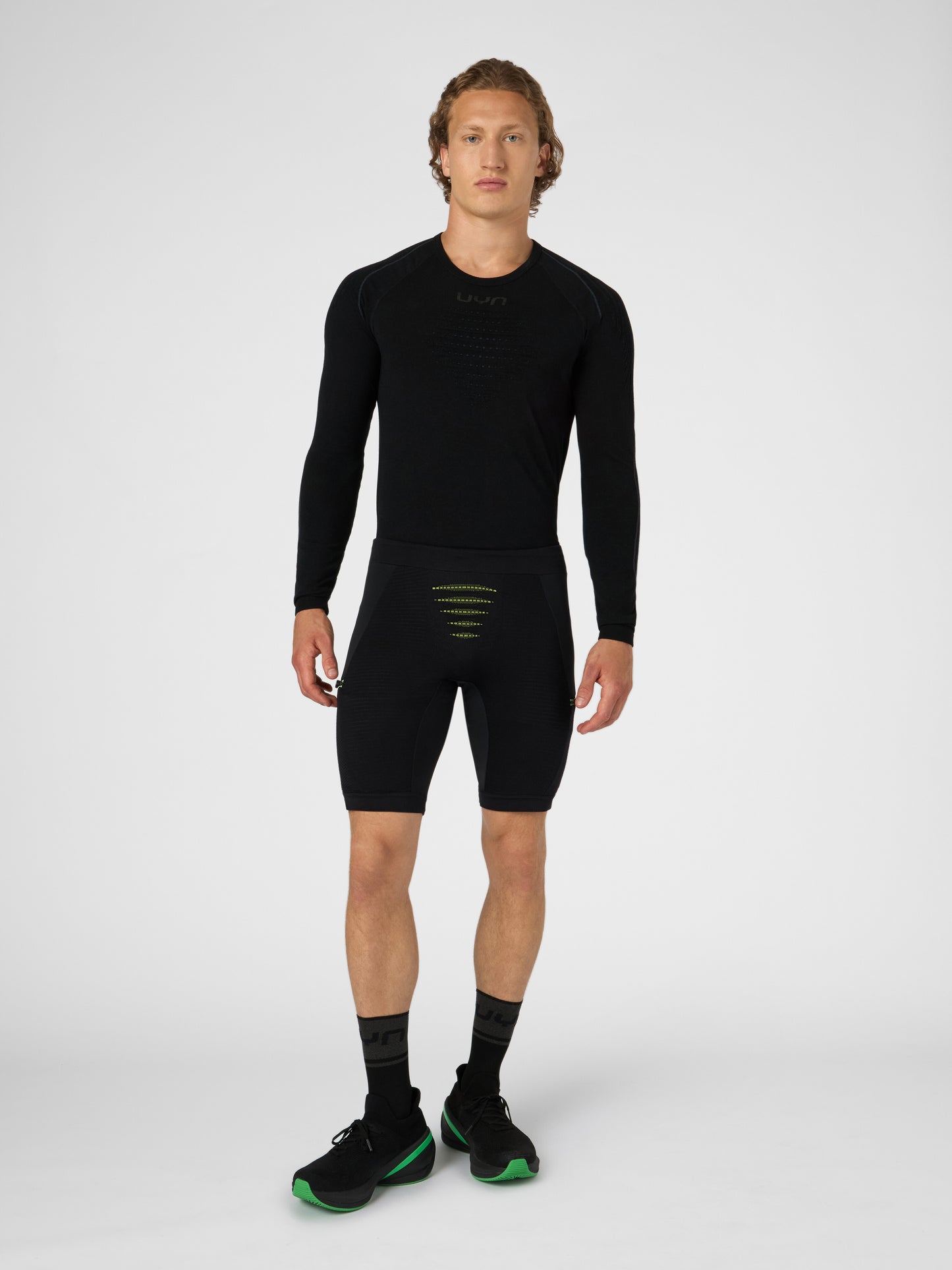 Trailrunning-Shorts Strides