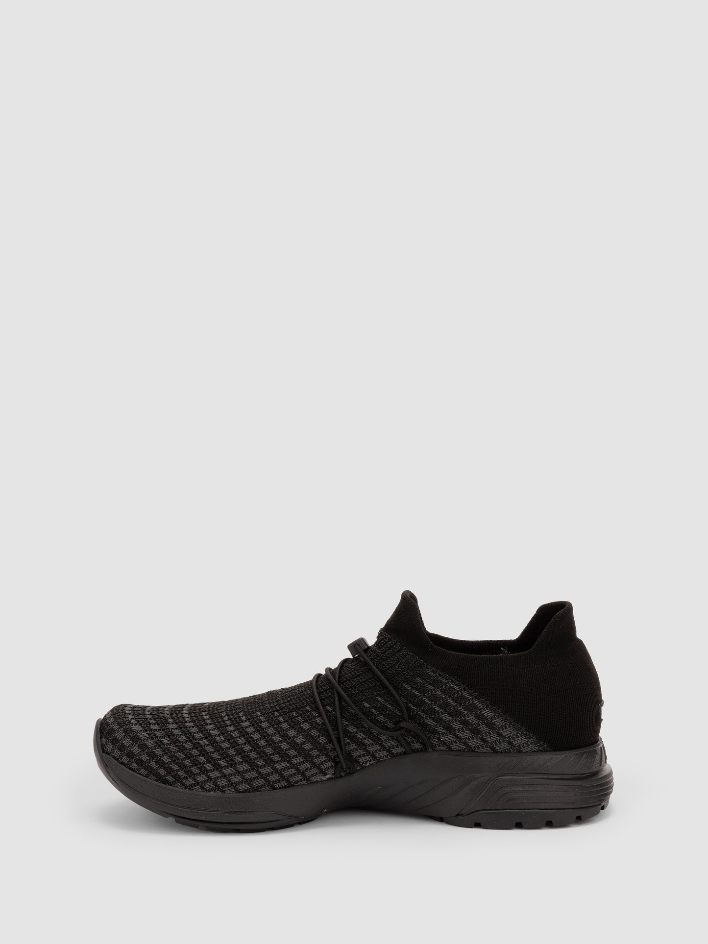 Zephyr Black