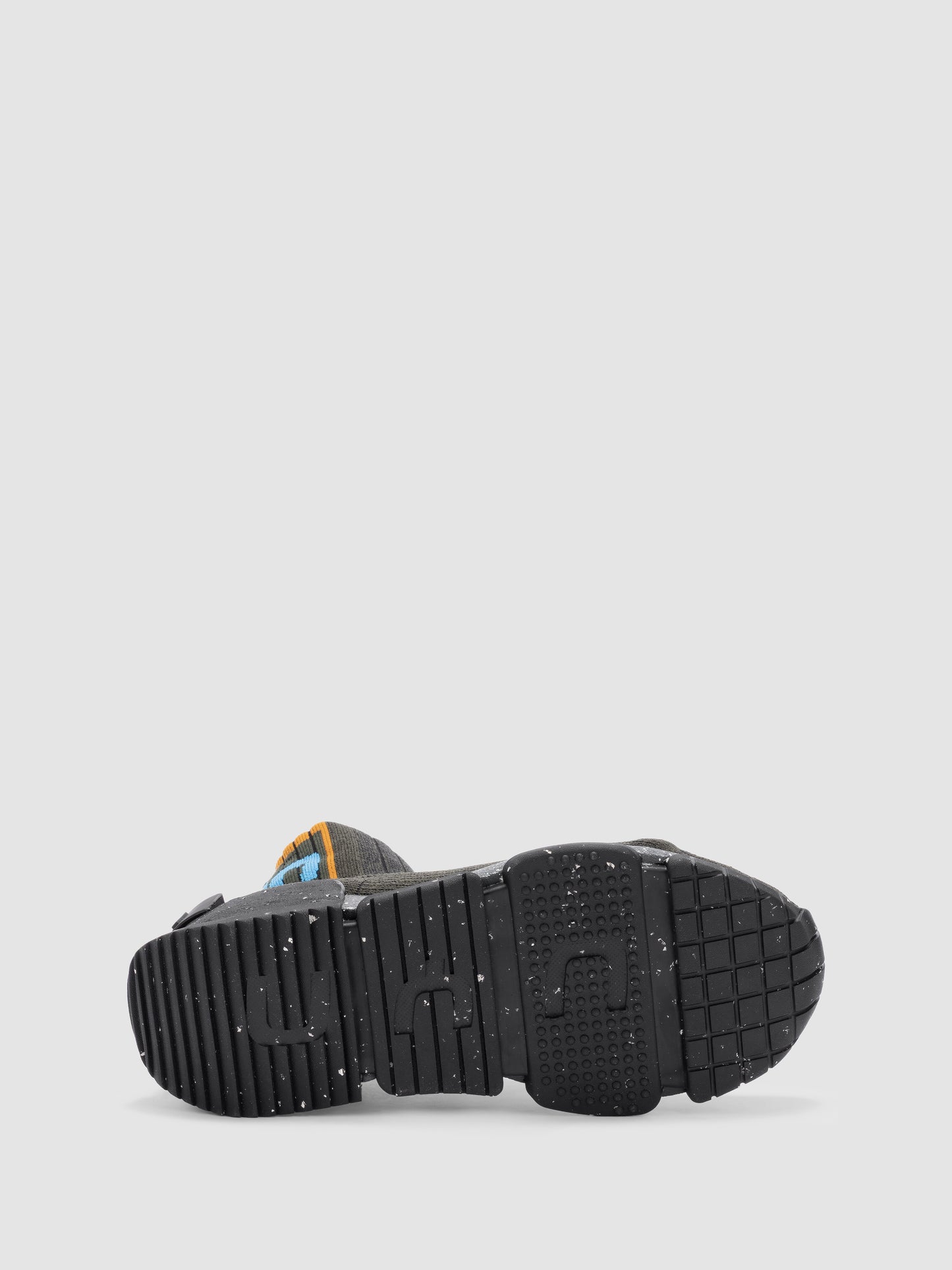 UYN x Urquiola Urban Black