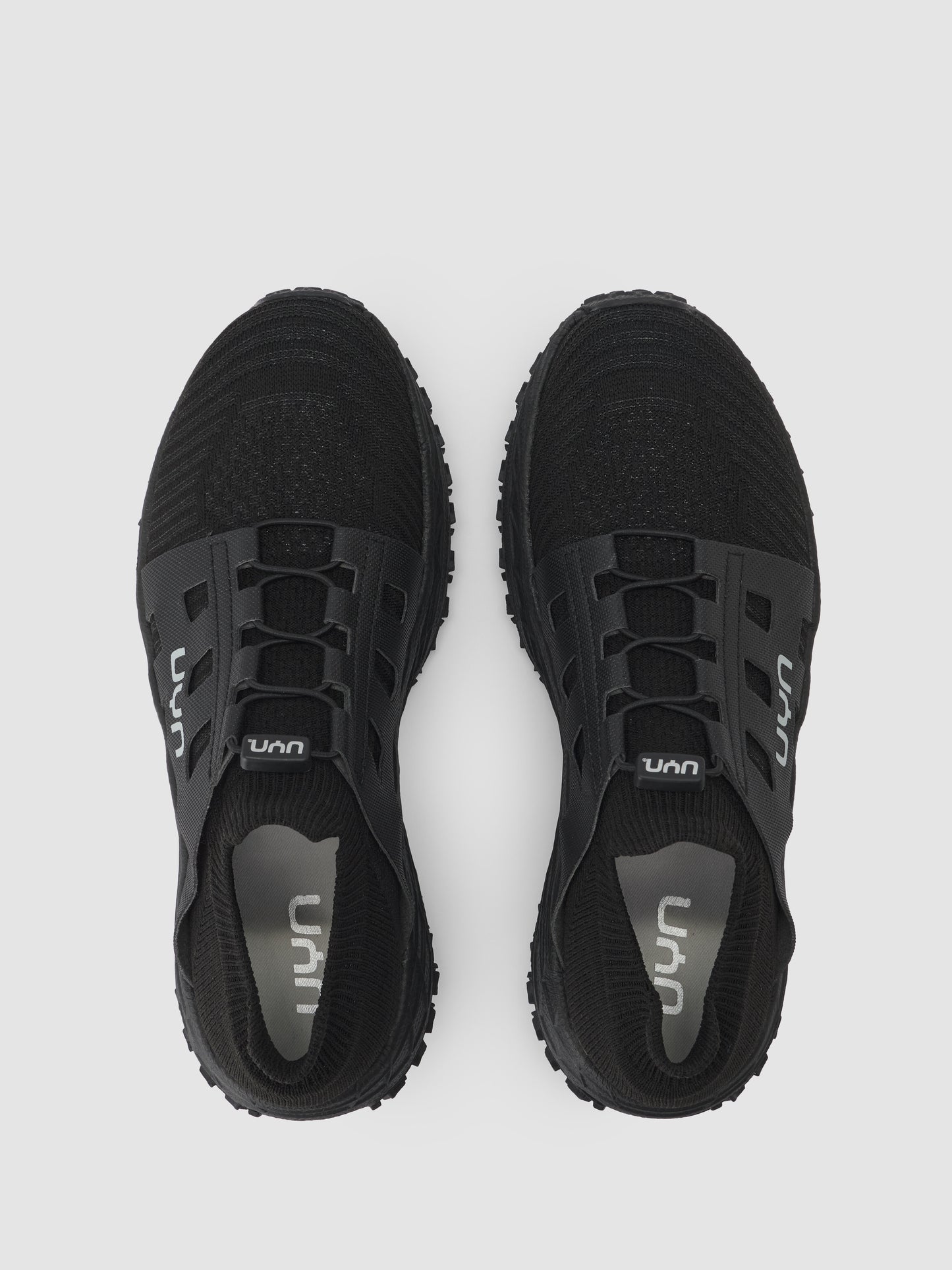 Artax Black