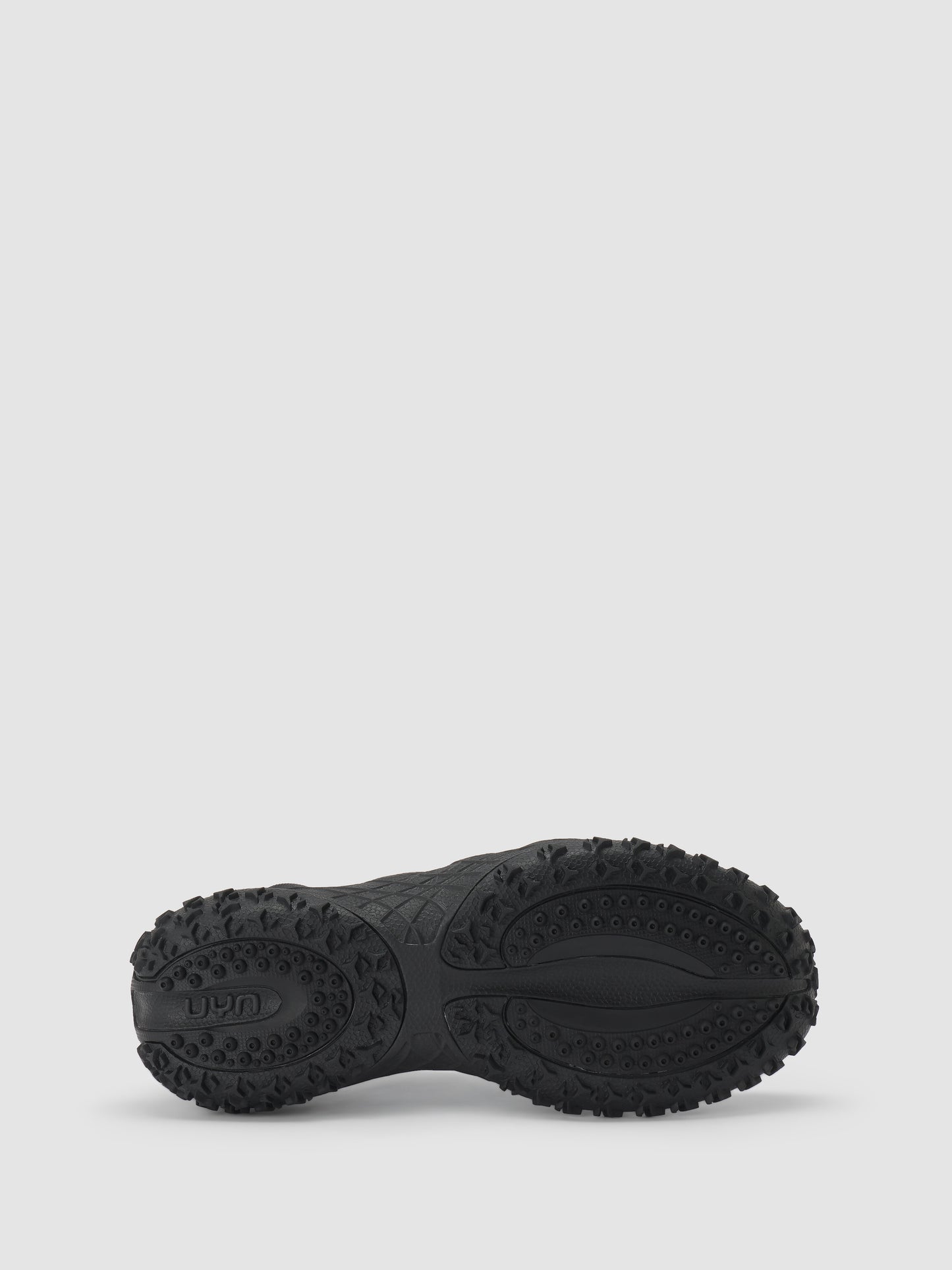 Artax Black