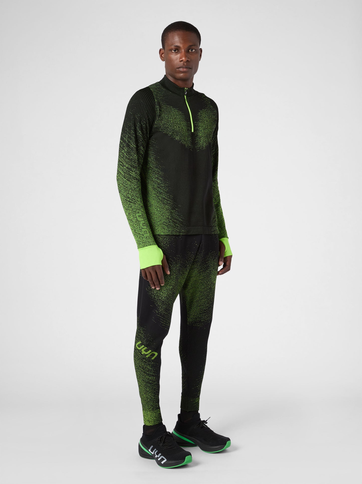 Exceleration Long-Sleeved Zip Up Running Shirt