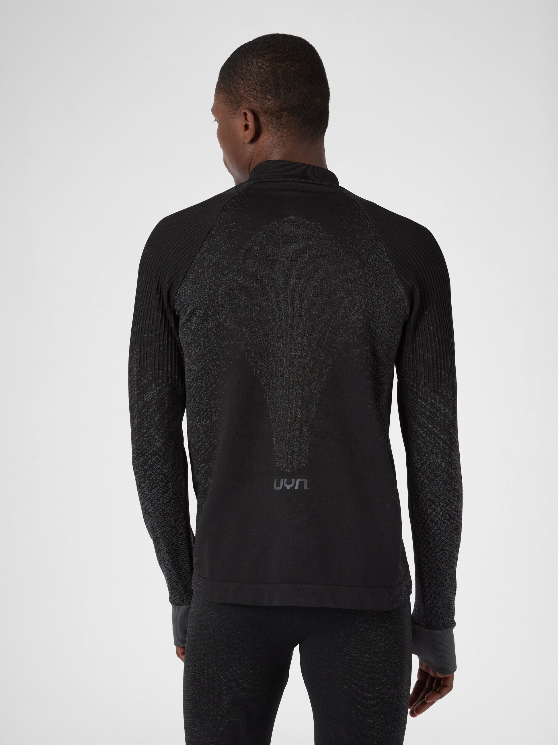 Exceleration Long-Sleeved Zip Up Running Shirt