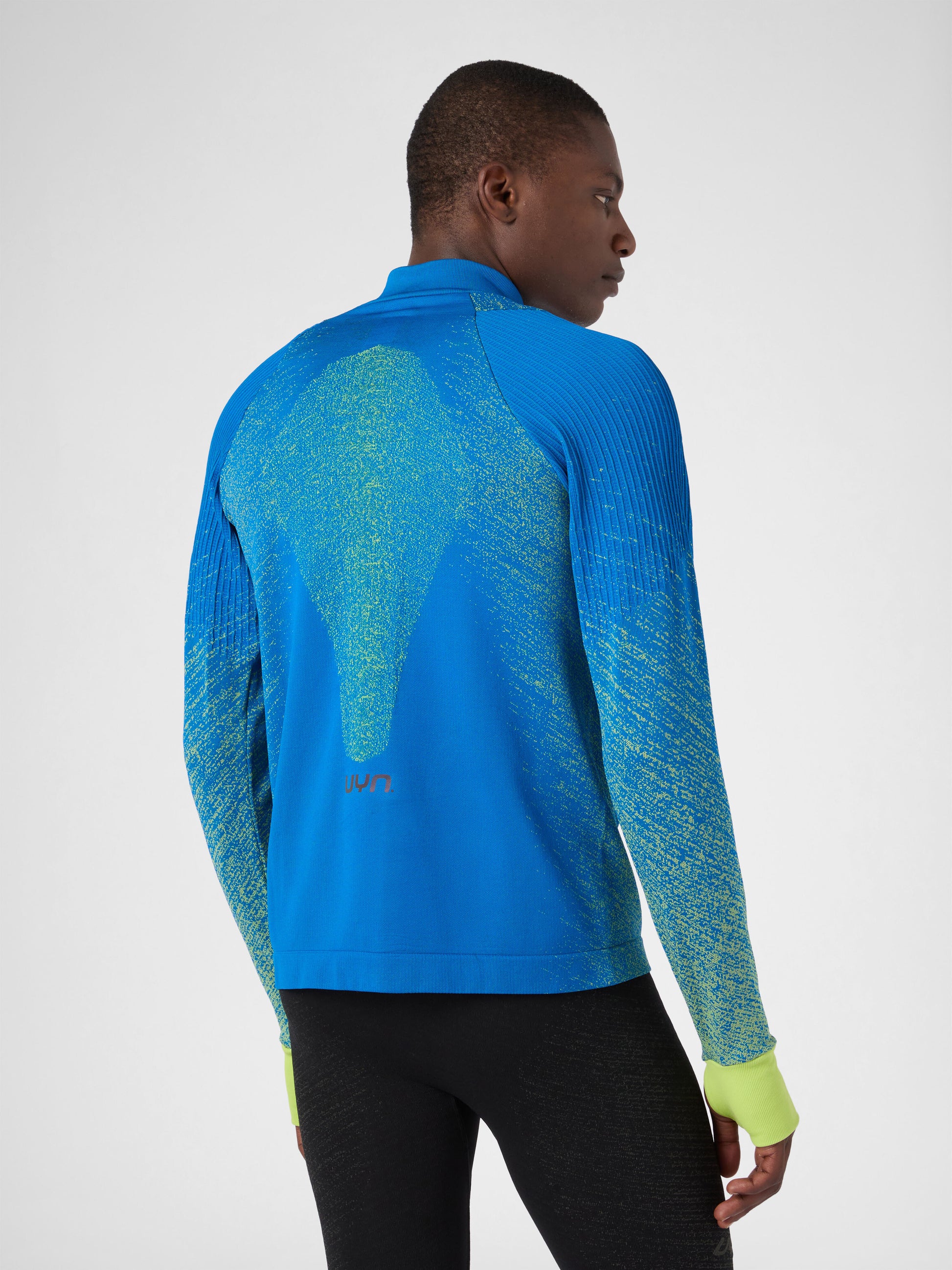 Exceleration Long-Sleeved Zip Up Running Shirt