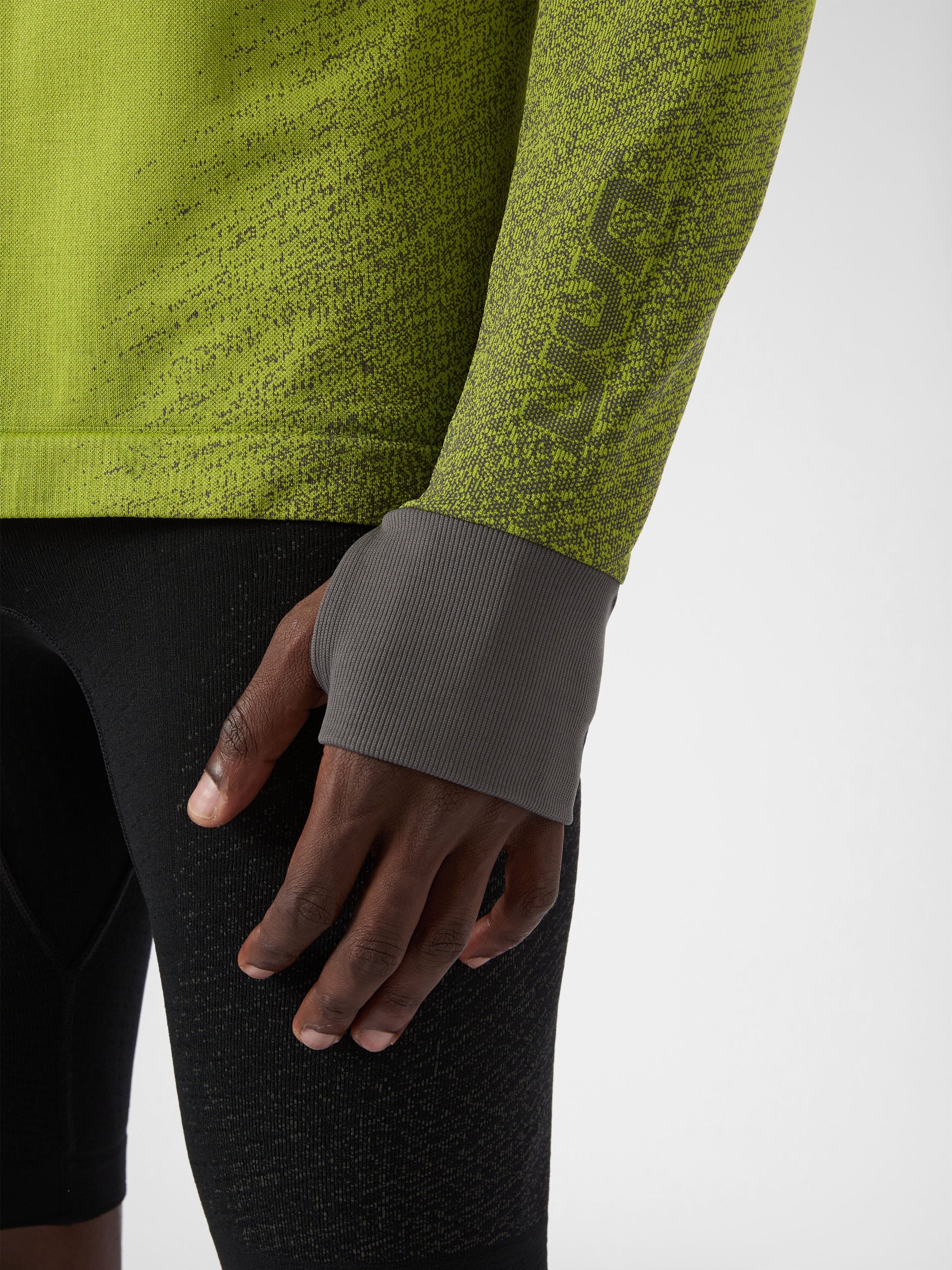 Laufshirt mit langen Ärmeln Exceleration