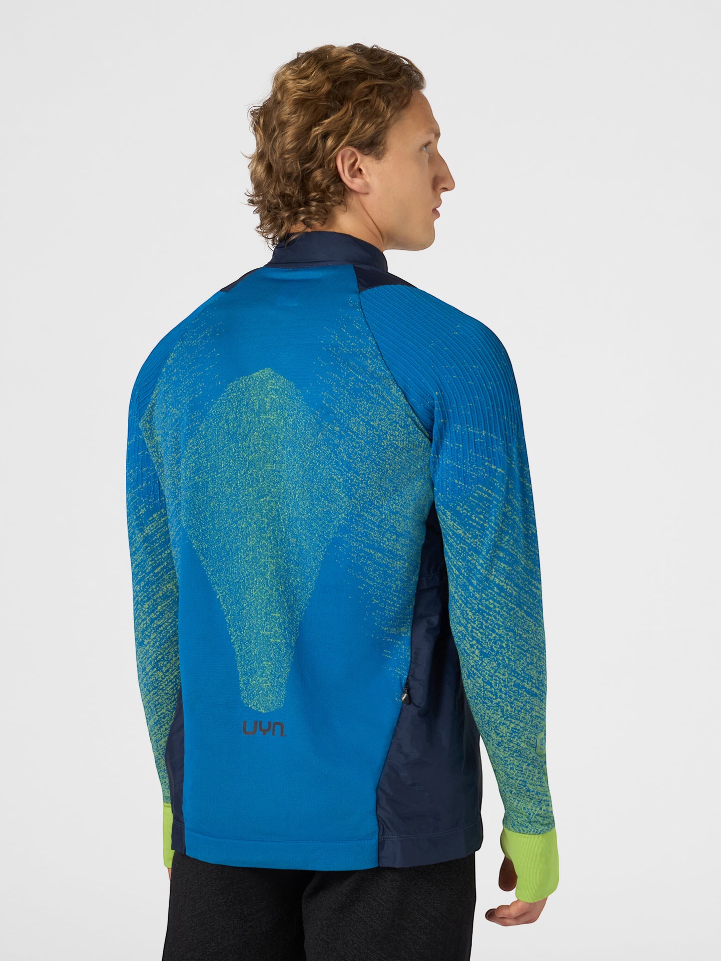 Exceleration Windproof Running Shirt