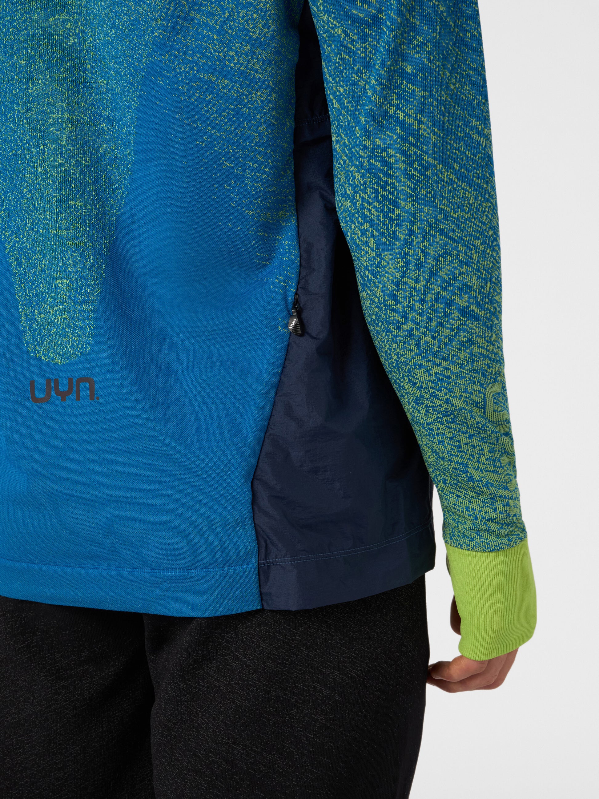 Exceleration Windproof Running Shirt