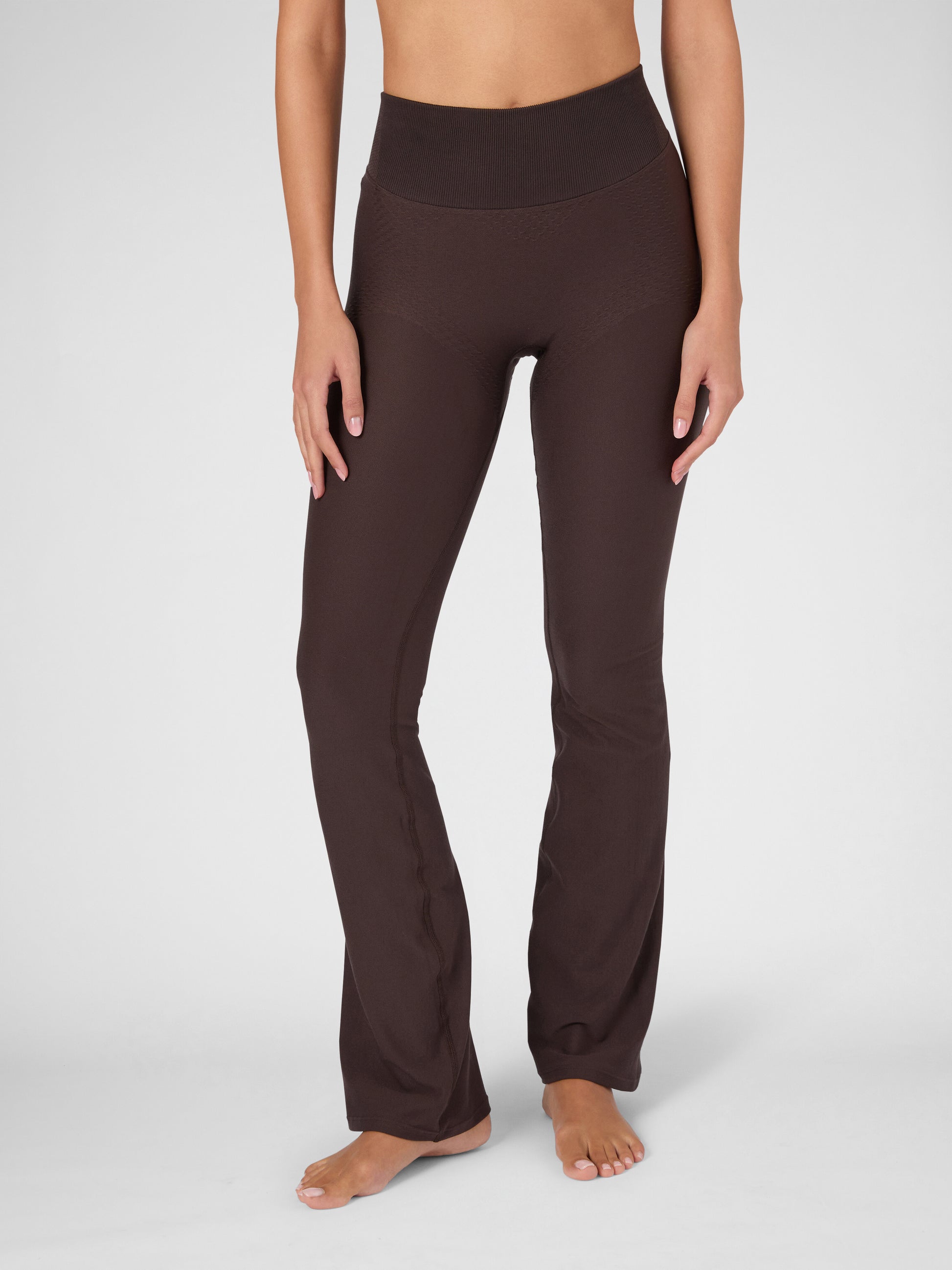 Rock Fit Push Up Flared Leggings