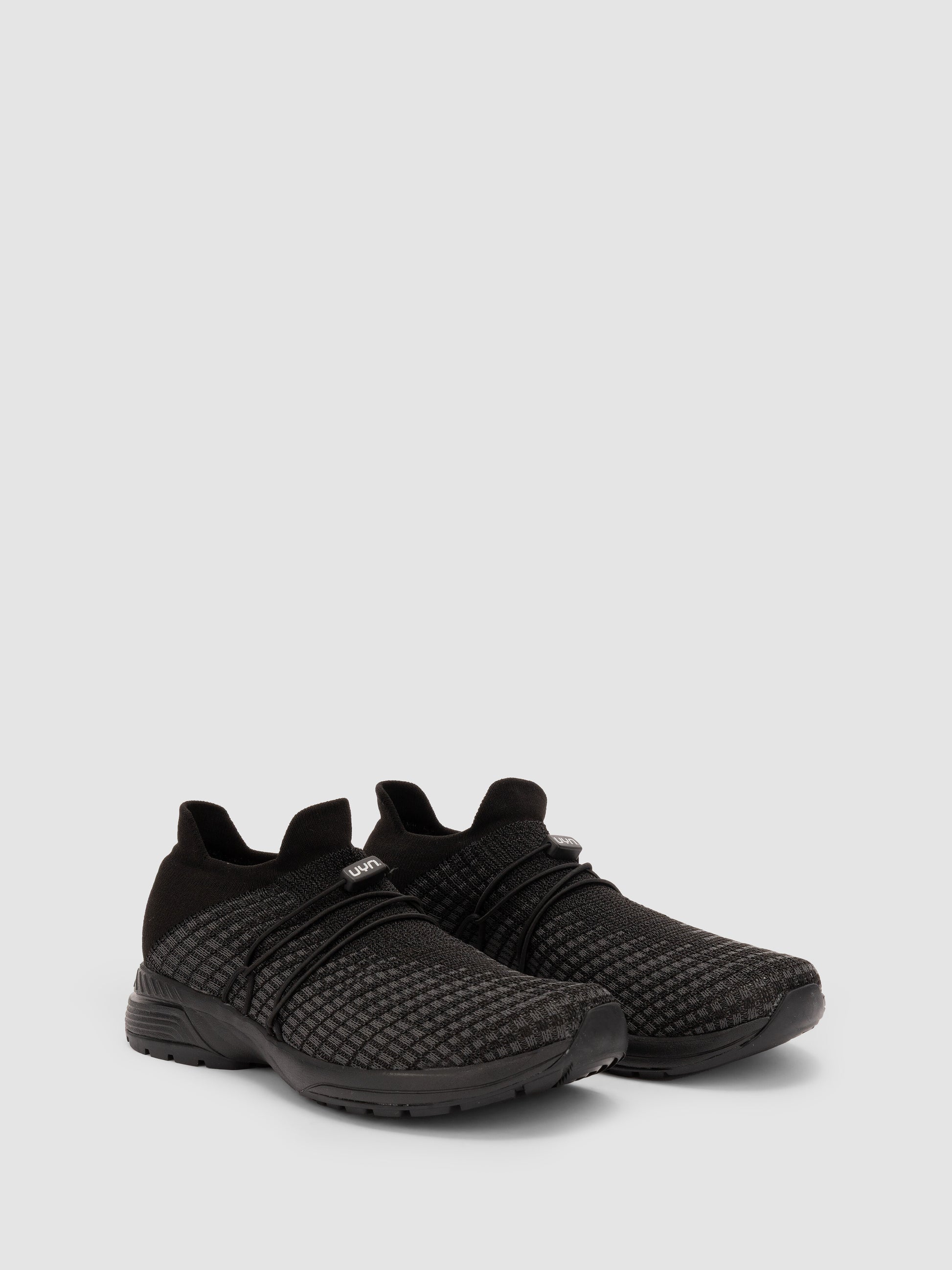 Zephyr Black