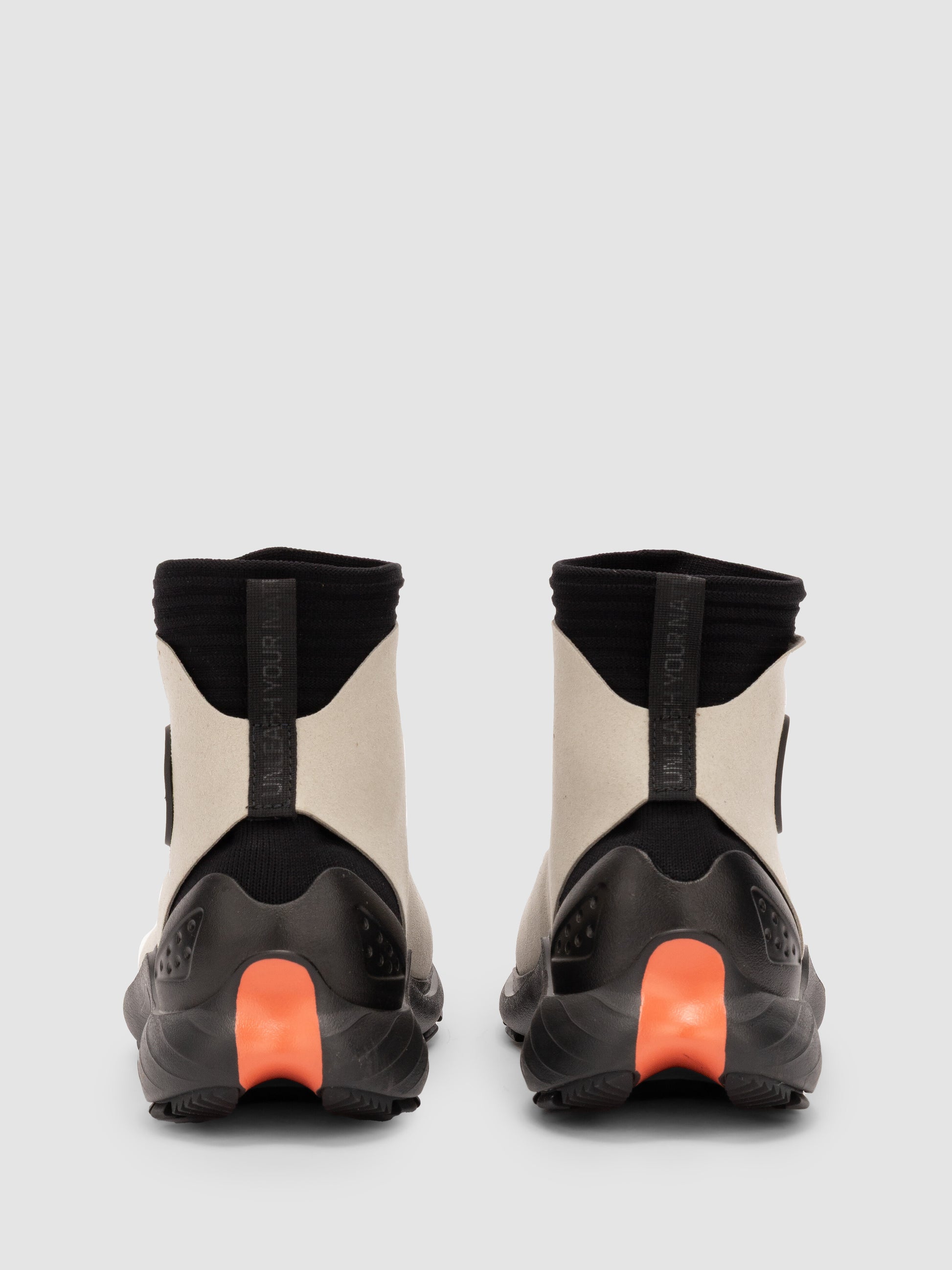 Himalaya 6000 Boot High Black