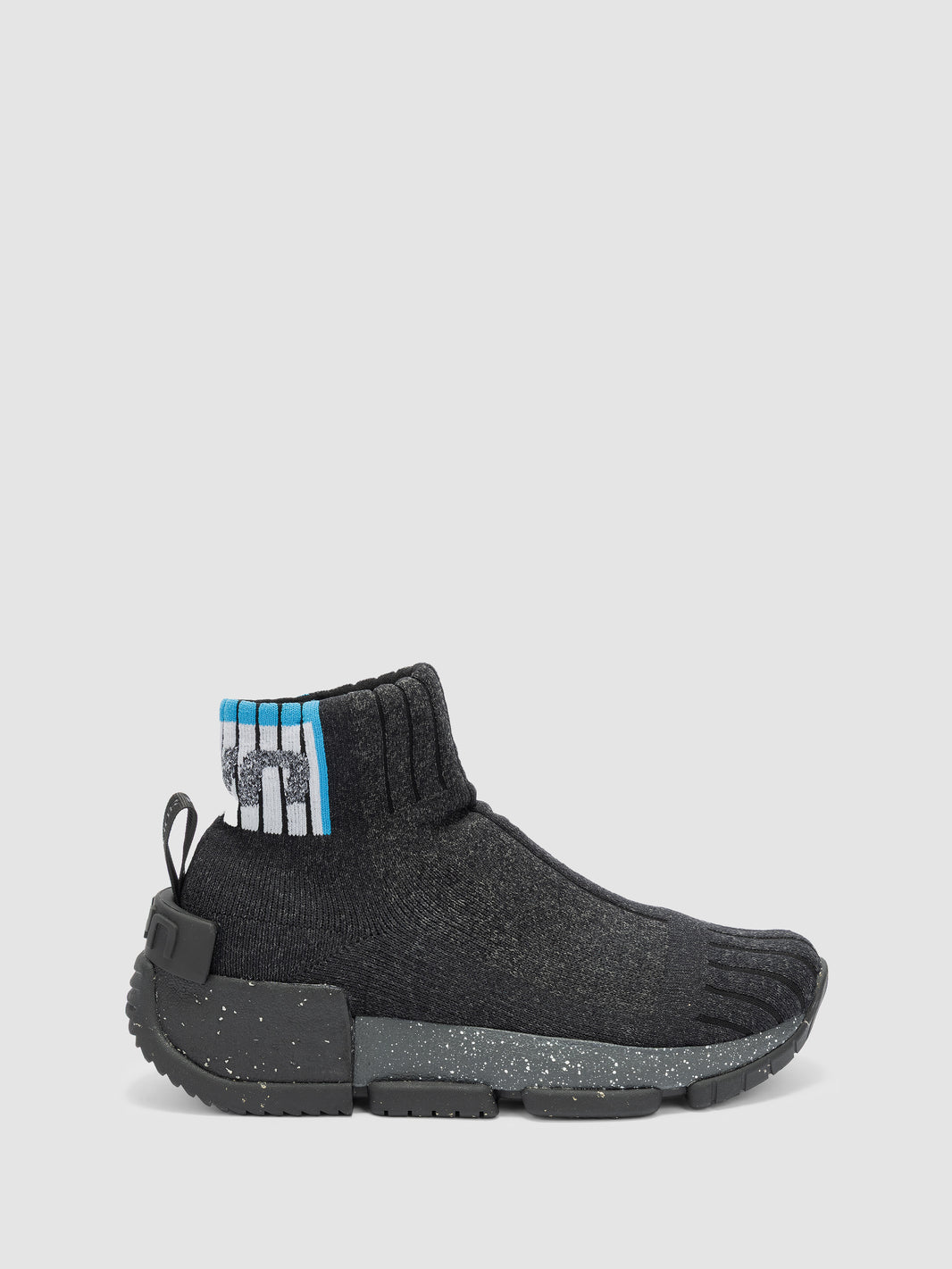 UYN x Urquiola Urban Black
