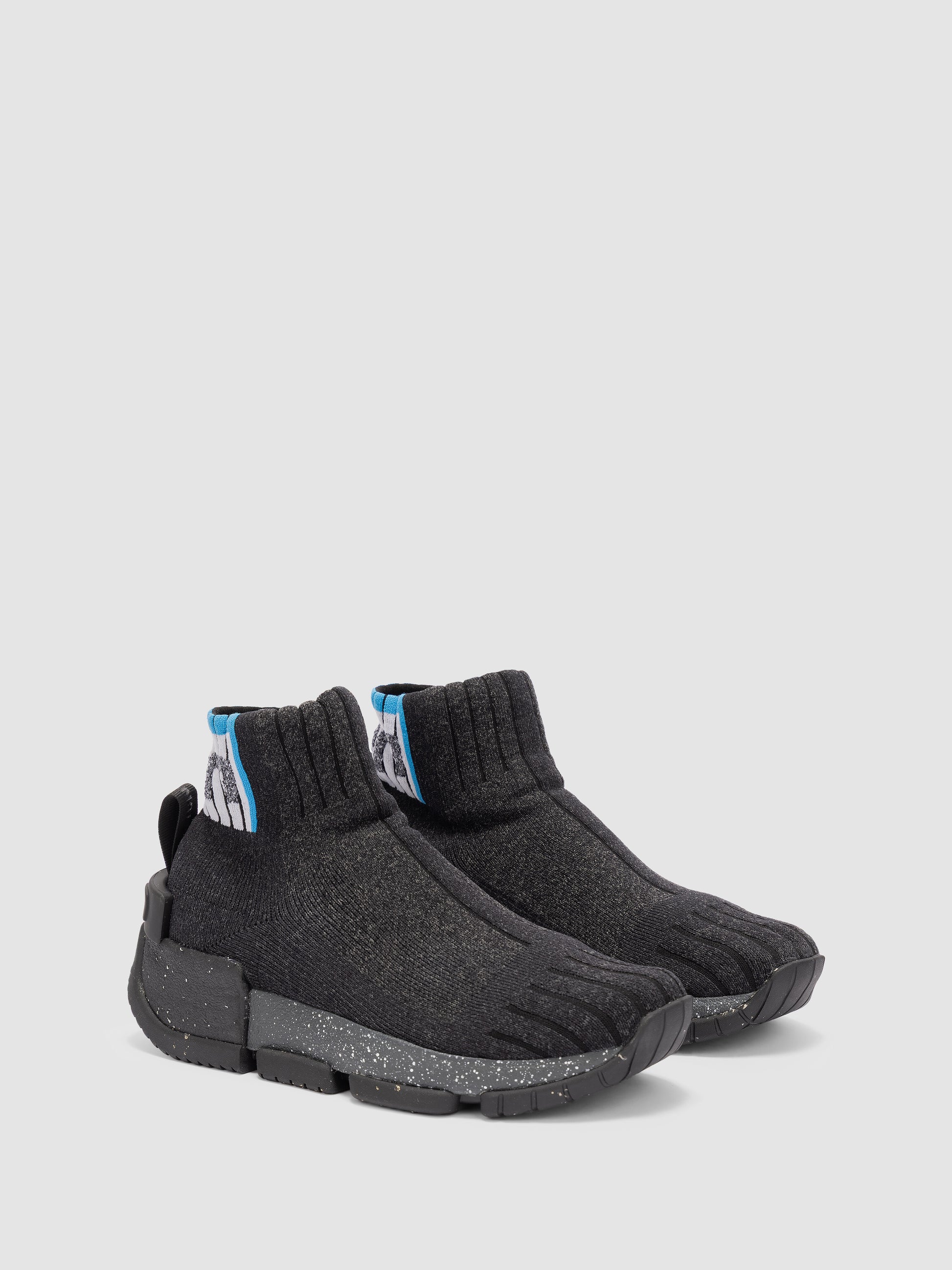 UYN x Urquiola Urban Black