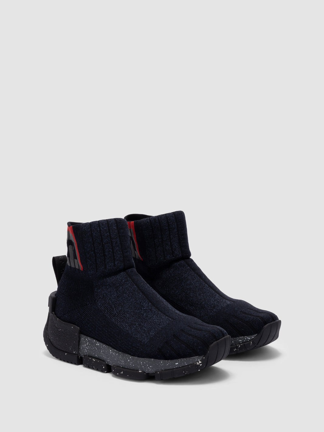 UYN x Urquiola Urban Black