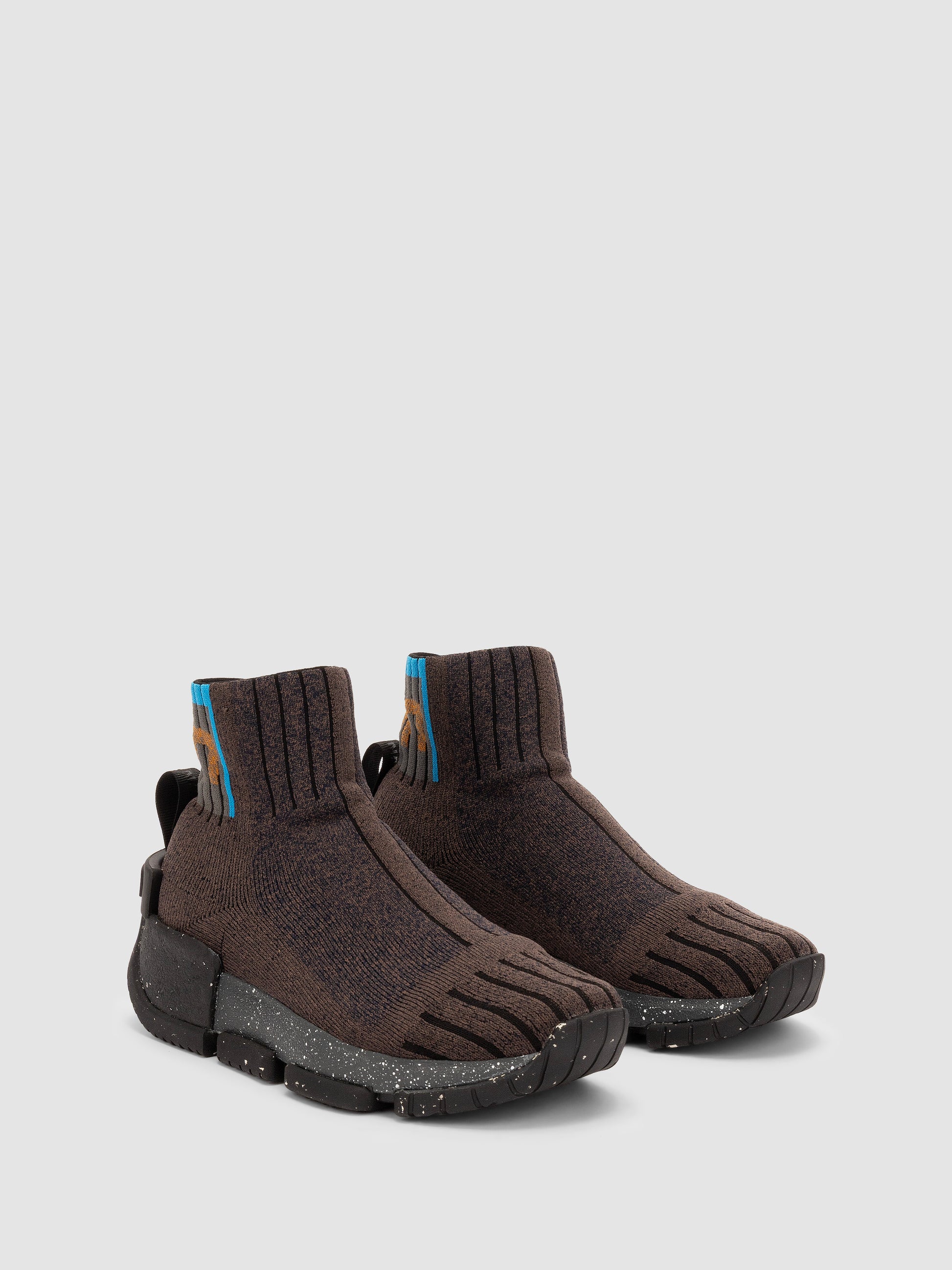UYN x Urquiola Urban Black