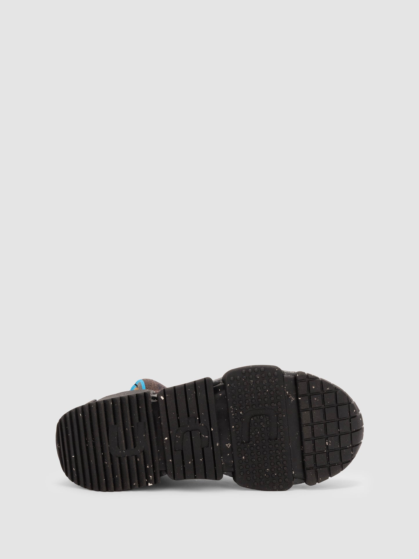 UYN x Urquiola Urban Black