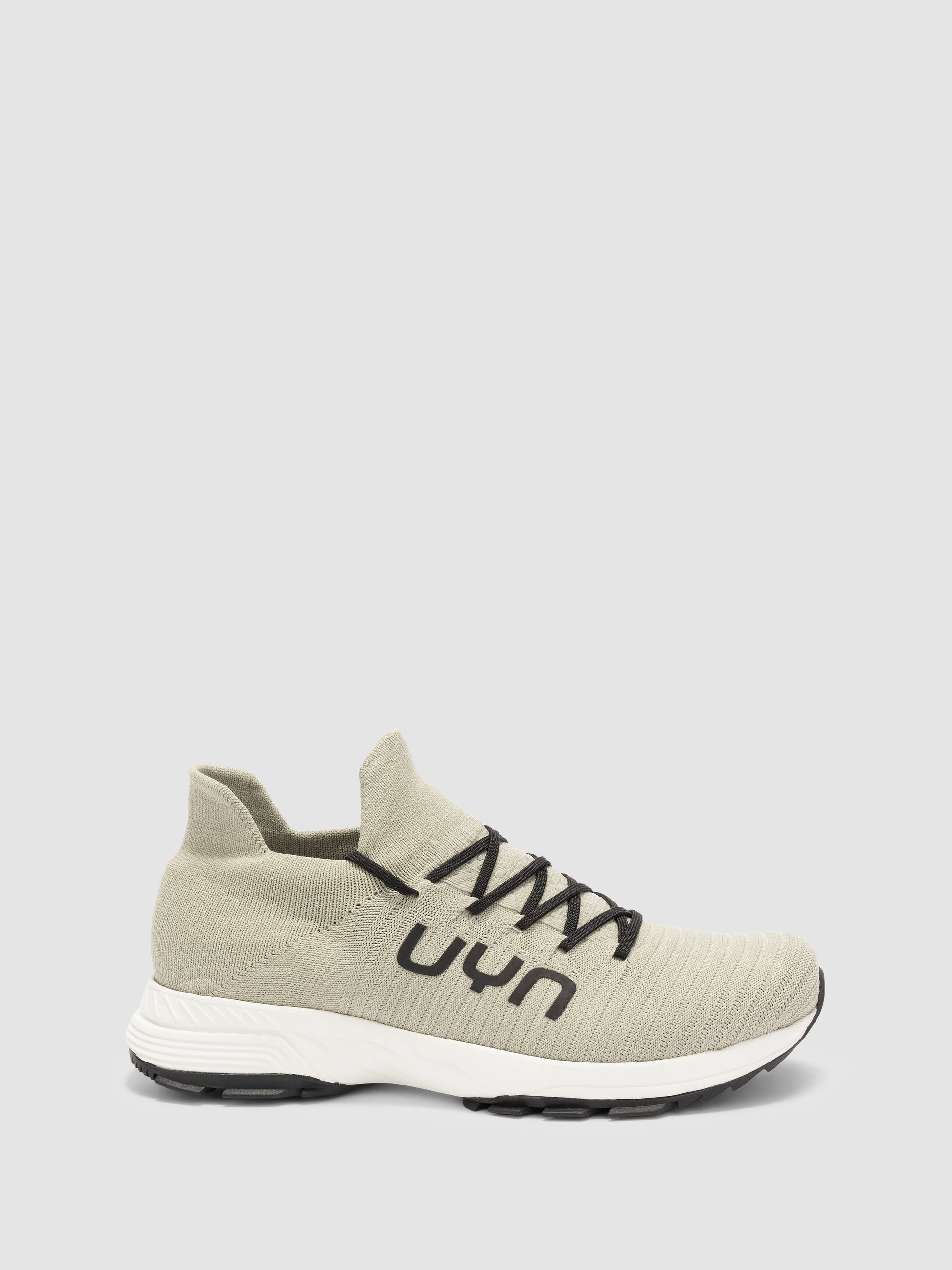 Laces Trek
