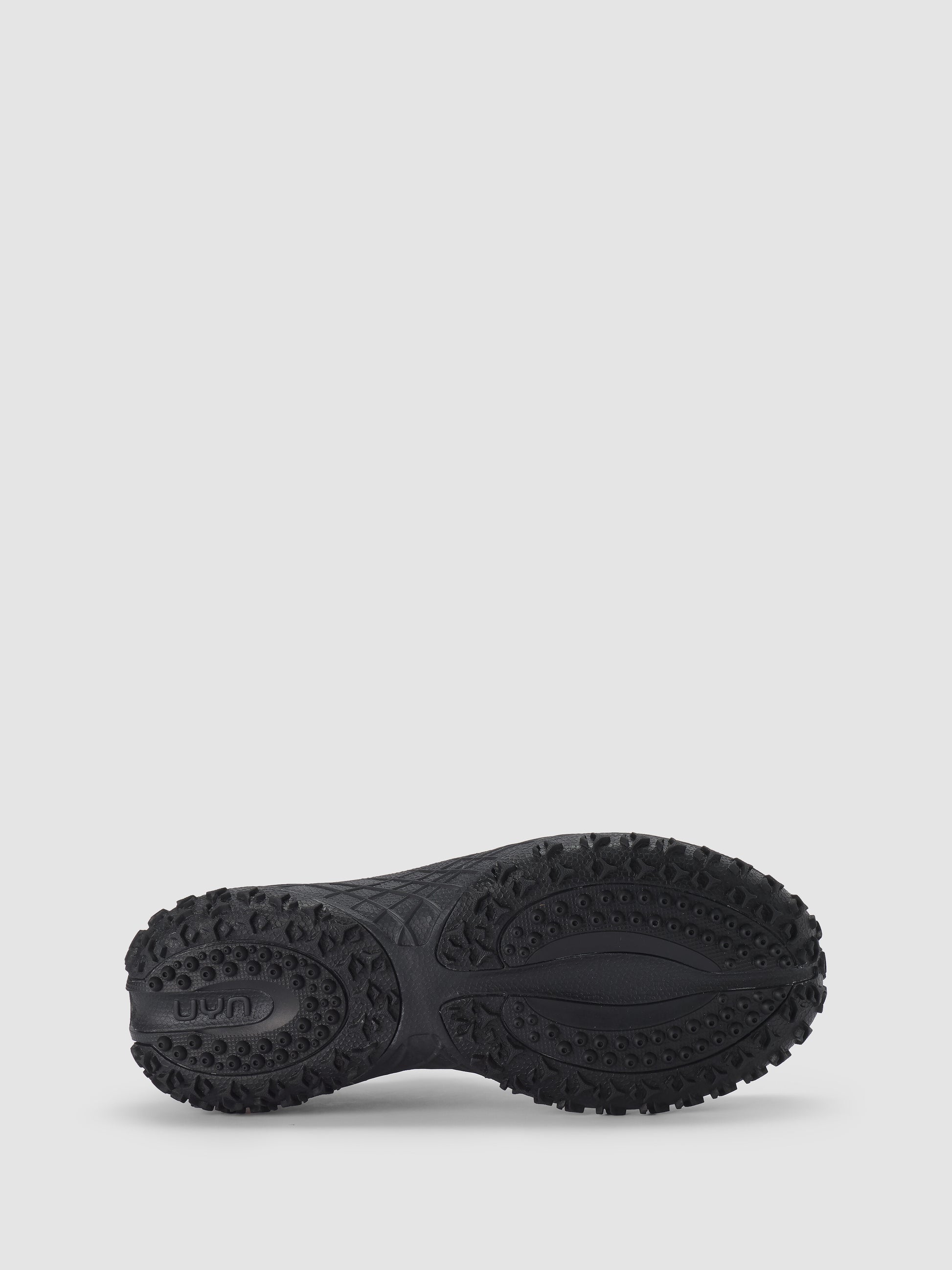 Easy In Black